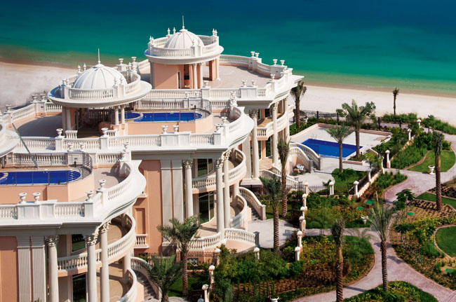 Dubai-Hotel-Kempinski-Palm-Jumeirah-10-villas-beach-lagoon-fronds[1].jpg