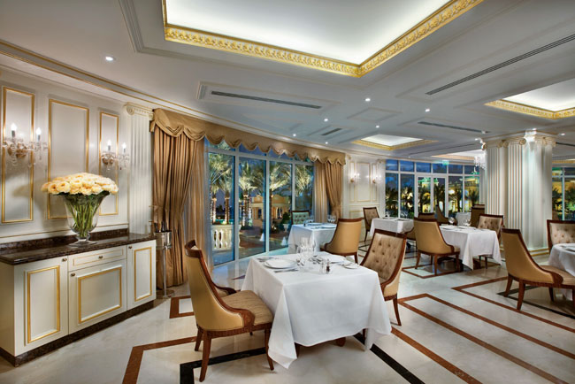 Dubai-Hotel-Kempinski-Palm-Jumeirah-brunello-restaurant[1].jpg