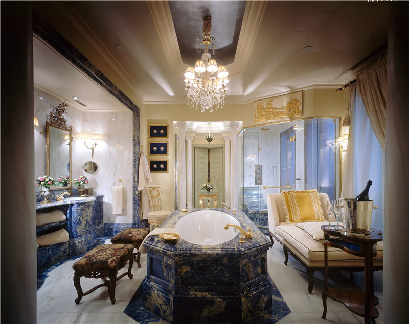 Royal Suite_Bathroom I.jpg