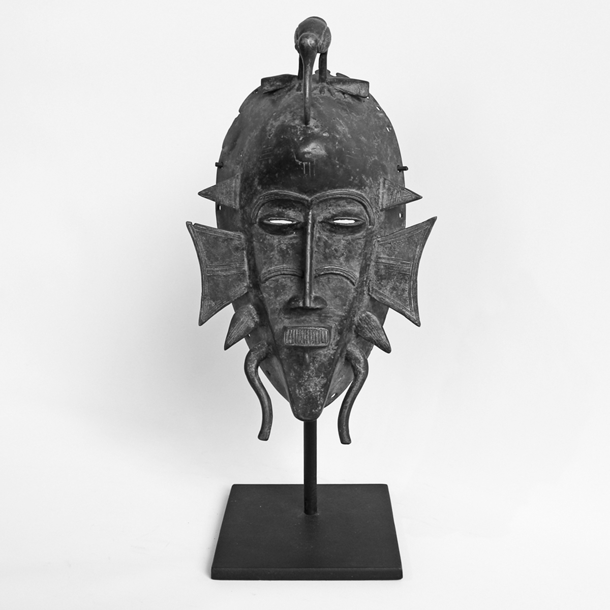 bronze-senufo-mask-on-stand-13231 BUMP.jpg